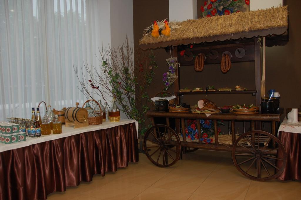 Hotel Unibus Bielsk Podlaski Ngoại thất bức ảnh