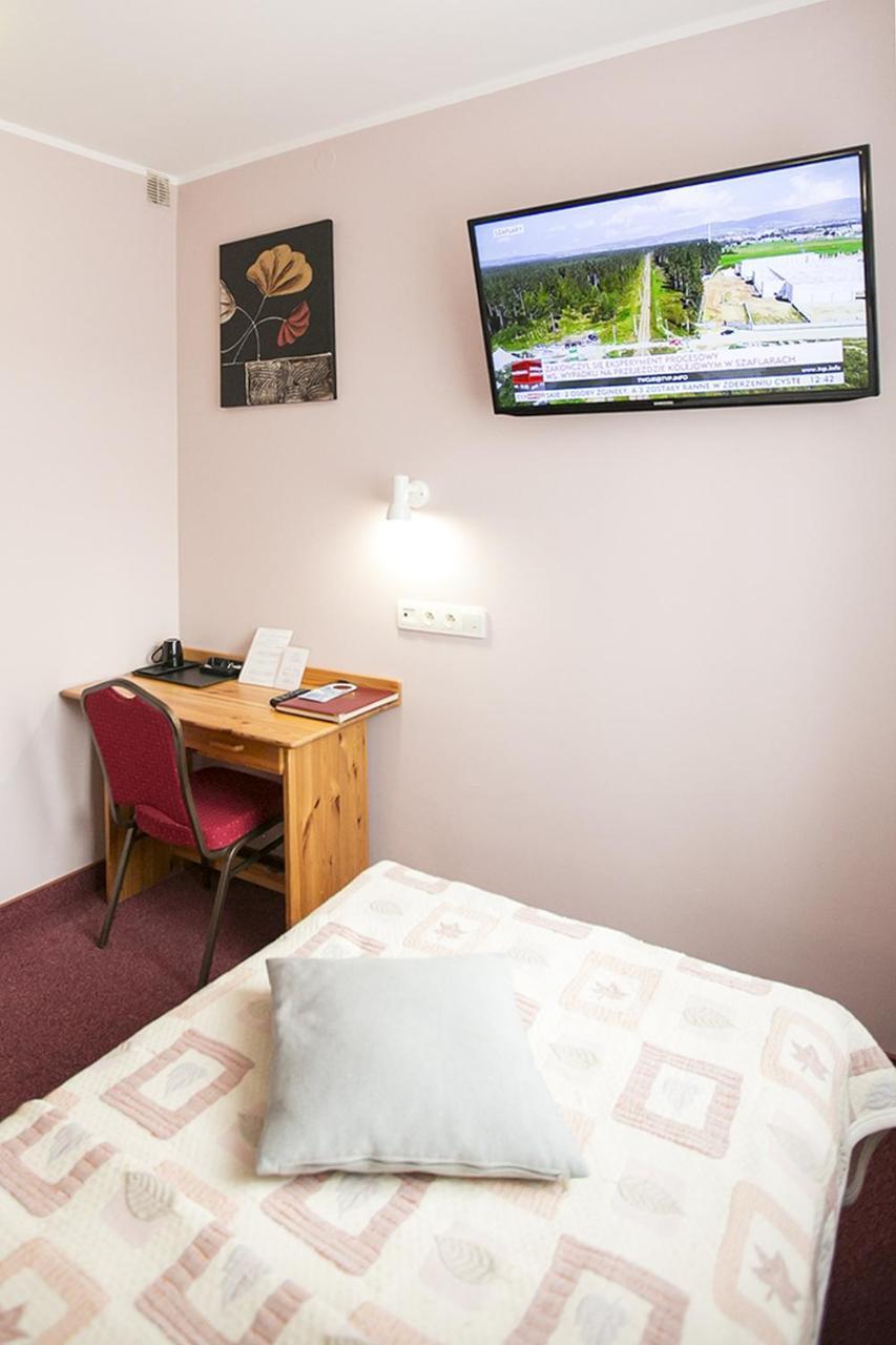 Hotel Unibus Bielsk Podlaski Ngoại thất bức ảnh